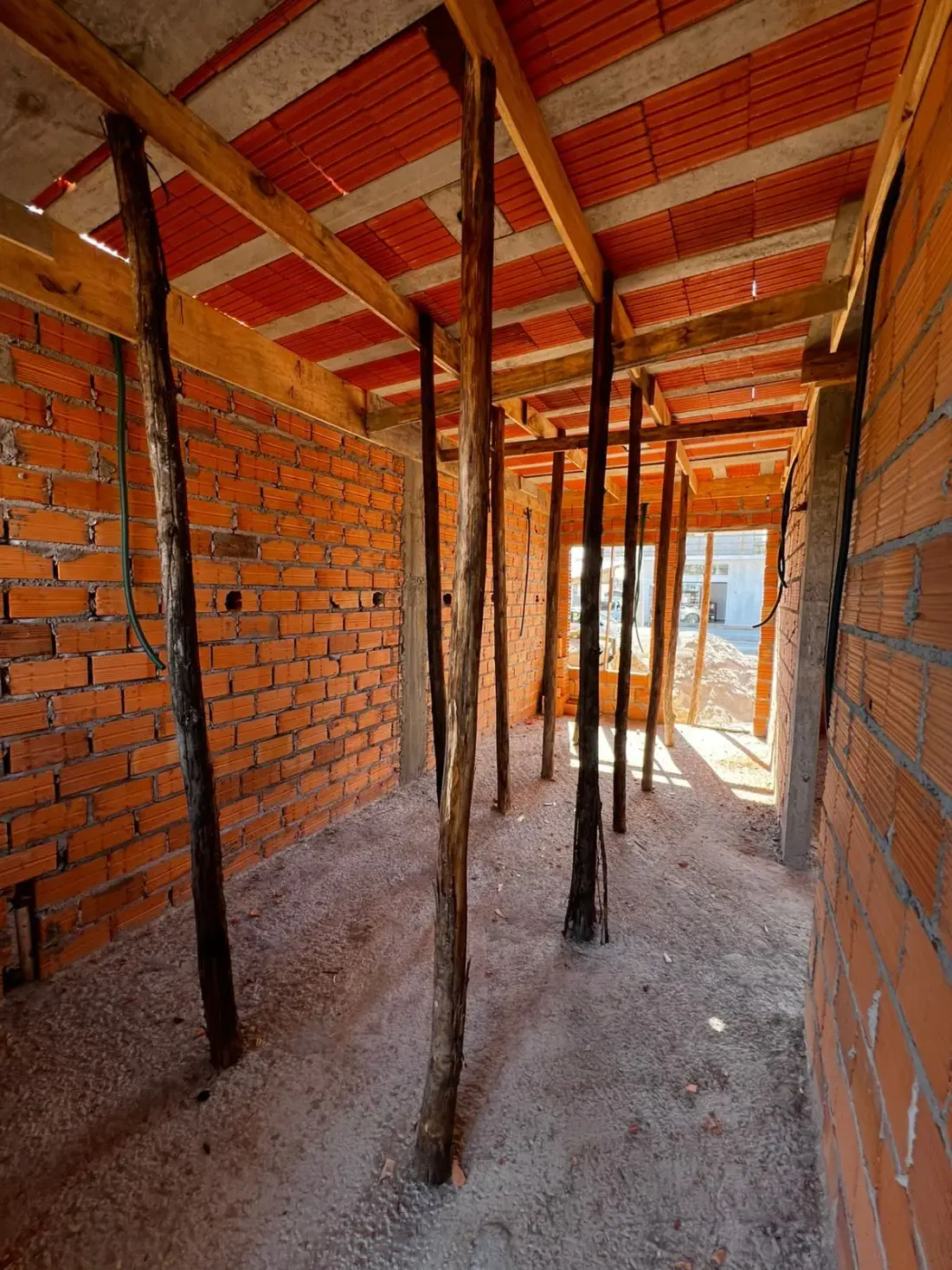 Casa Peônia, casa térrea de 2 quartos na Vila dos Araçás. Foto 8 de 14.