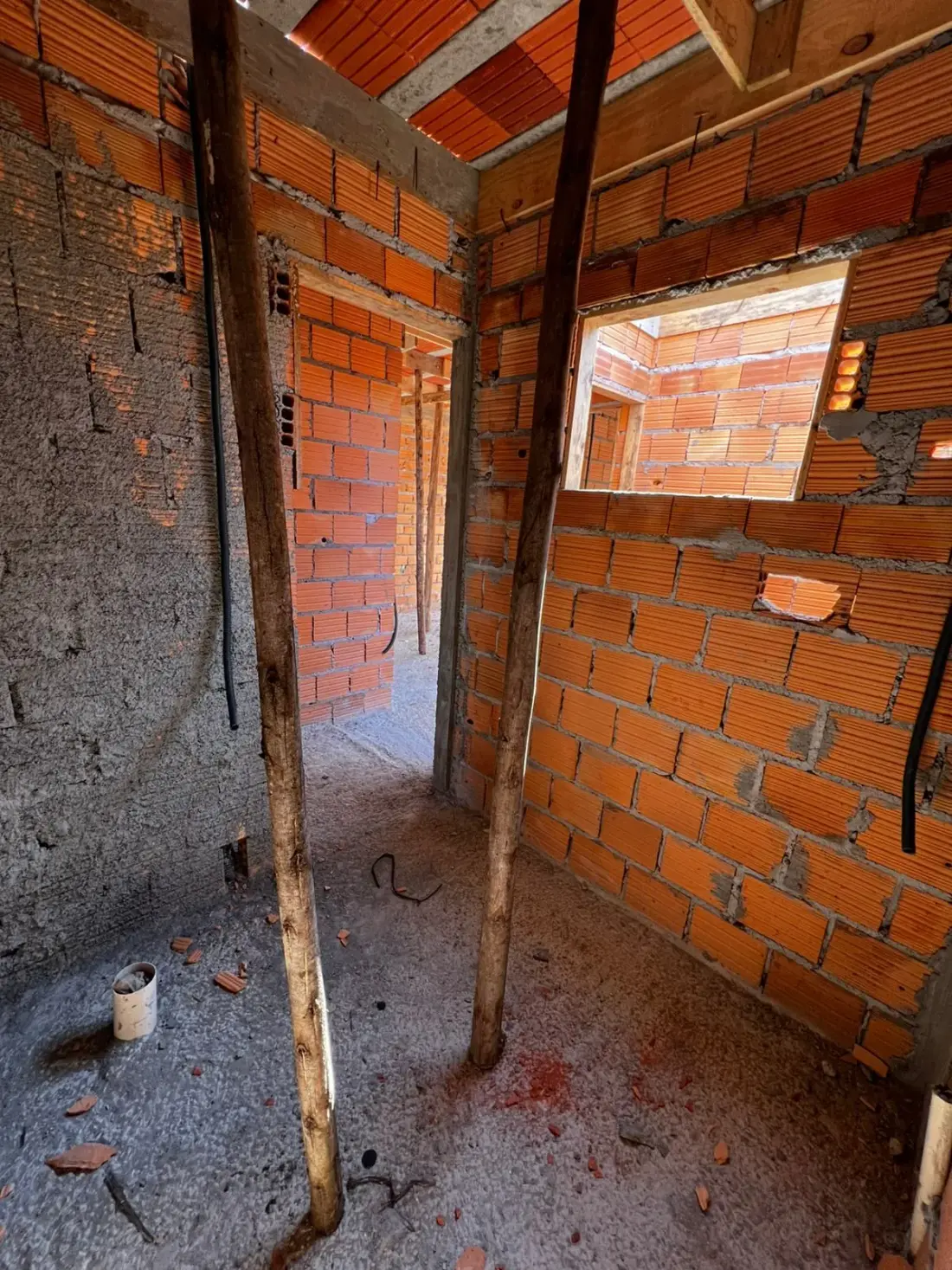 Casa Peônia, casa térrea de 2 quartos na Vila dos Araçás. Foto 12 de 14.